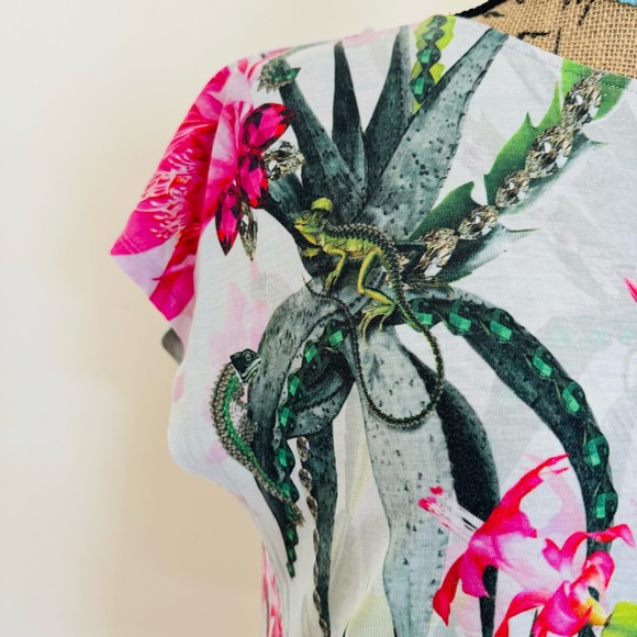 Ted Baker London Leileen Chameleon Camouflaged Tropical Pink Floral Top Sz 2 - Picture 3 of 8